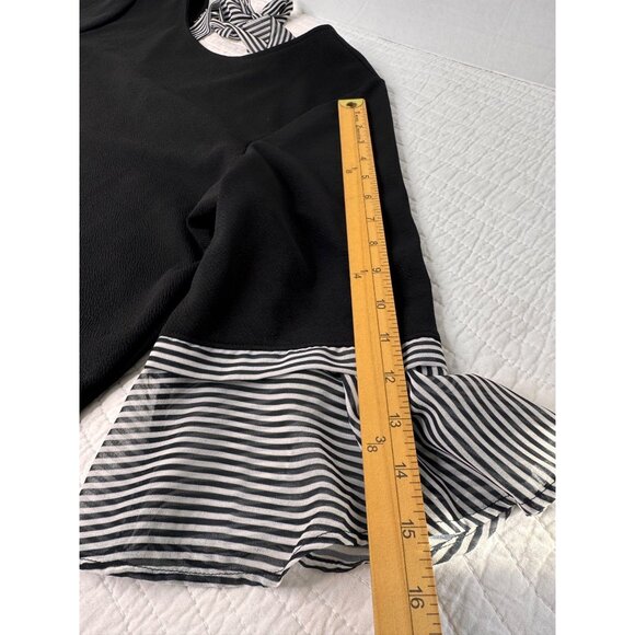 Chico’s Black&White 3/4 Bell Sleeve Blouse Bow Tie Back Detail Woman’s Sz 3 - Picture 8 of 8